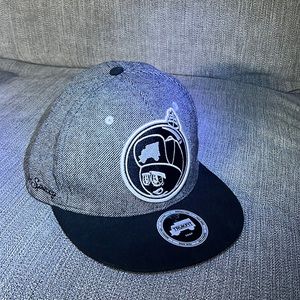 Trukfit snap back hat